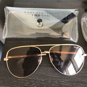 Quay Australia matte gold rim sunglasses